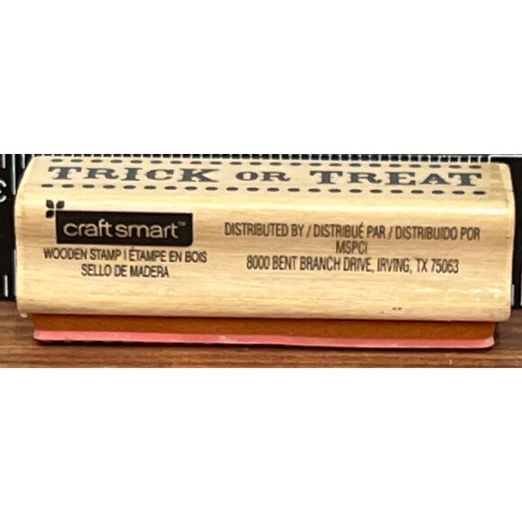 Halloween "Trick Or Treat" CraftSmart Wood mounted Rubber Stamp 409173 - Picture 2 of 4
